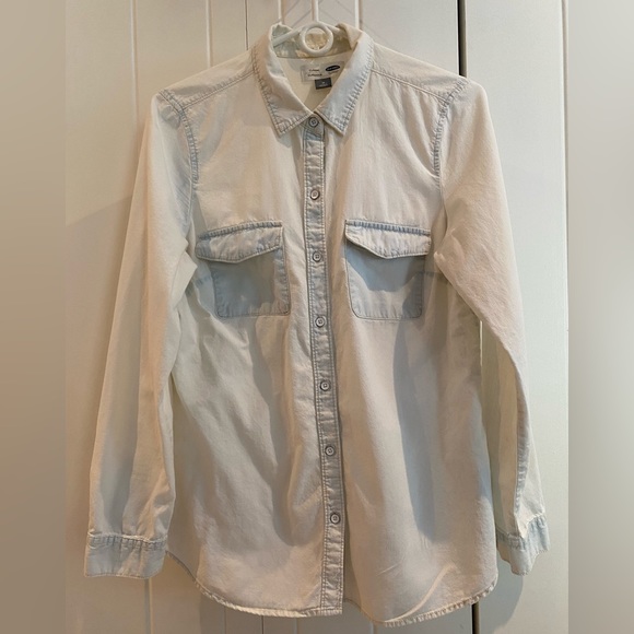 Old Navy ‘Classic’ bleached cotton shirt - Picture 2 of 4